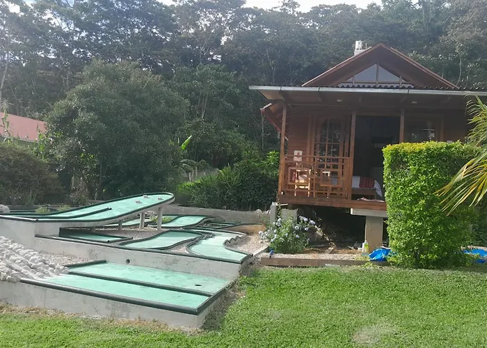 Chontaqui Eco-Lodge
